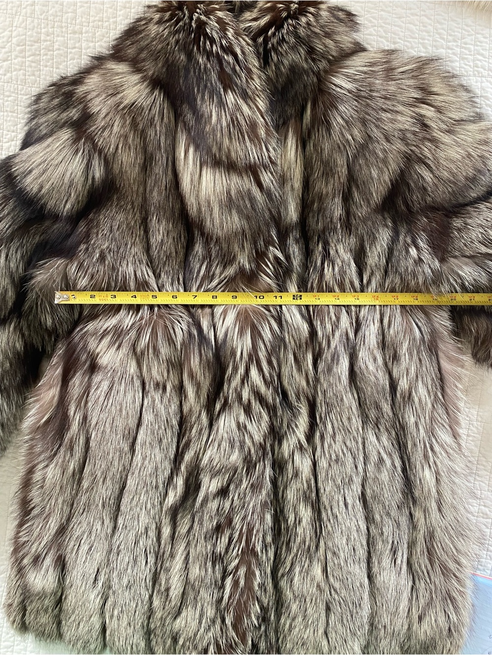 Saga Fox Silver Fox Fur Coat size Medium / Large (read description re: size) - Picture 6 of 10